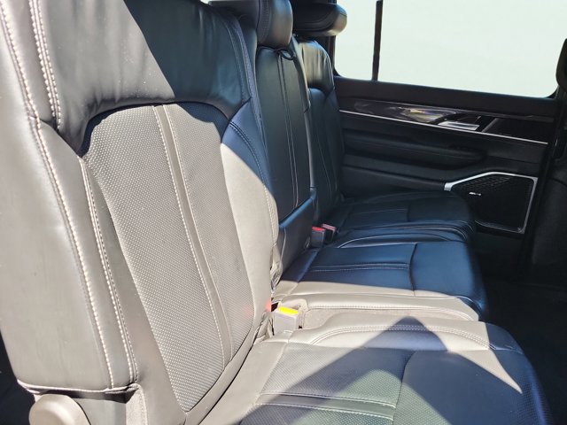 Certified 2022 Jeep Wagoneer Series I AWD/4WD image 19