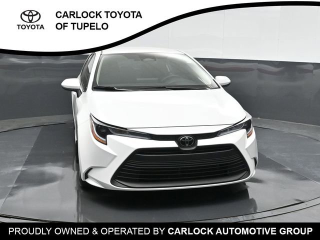 Used 2025 Toyota Corolla LE FWD image 6