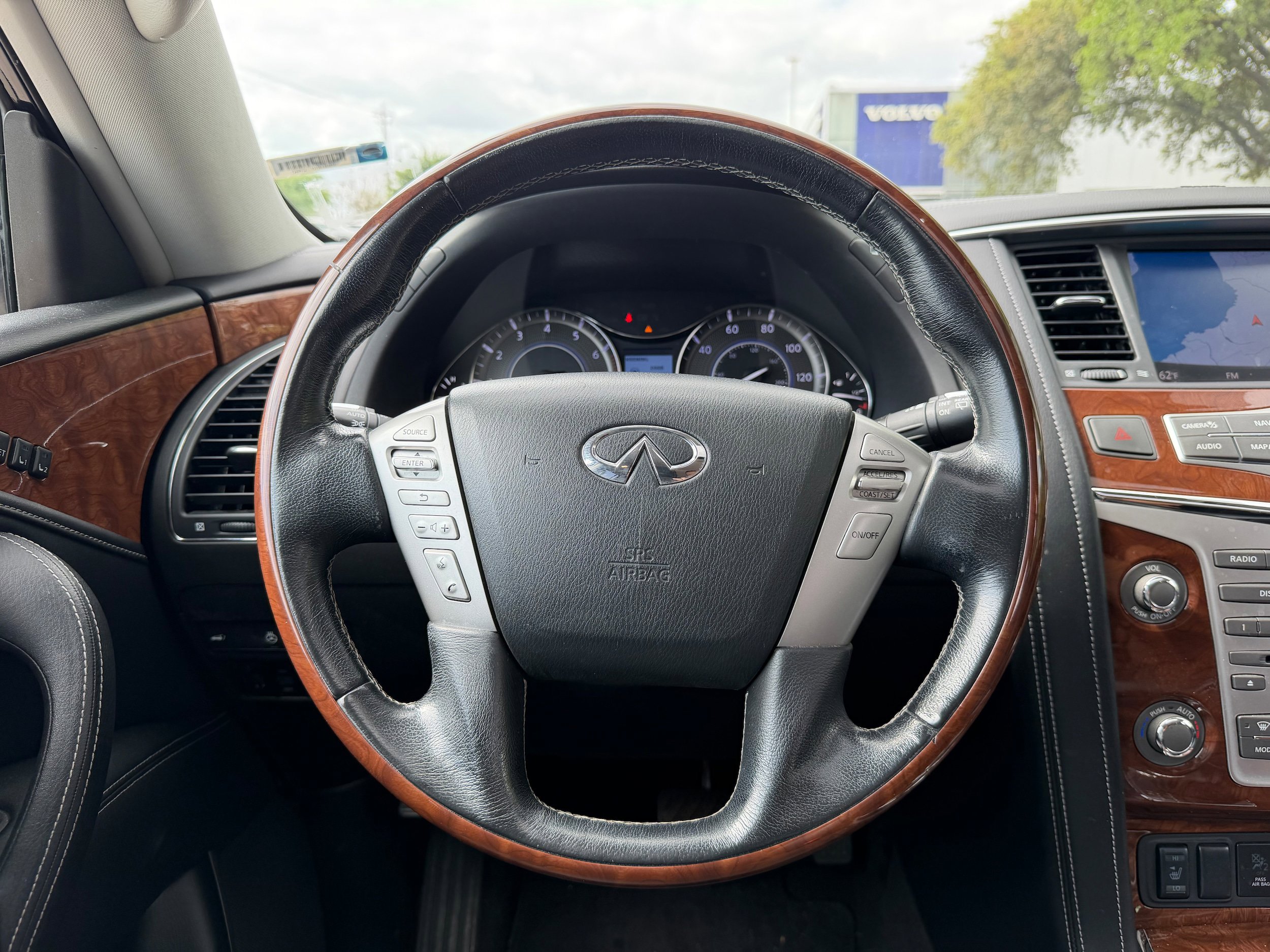 Used 2019 INFINITI QX80 Luxe RWD image 15