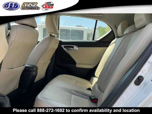 Used 2013 Lexus CT 200h w/ Premium Pkg w/Backup Camera FWD image 4
