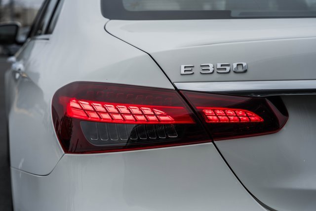 Certified 2023 Mercedes-Benz E 350 4MATIC Sedan w/ Premium Package image 8