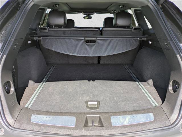 Used 2024 Cadillac XT5 Premium Luxury AWD/4WD image 6