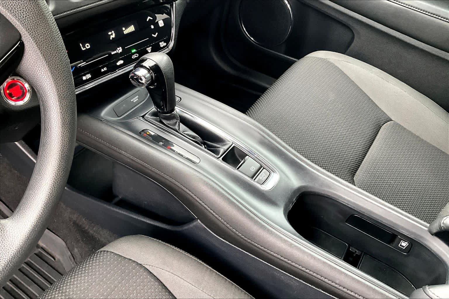 Used 2022 Honda HR-V EX image 17
