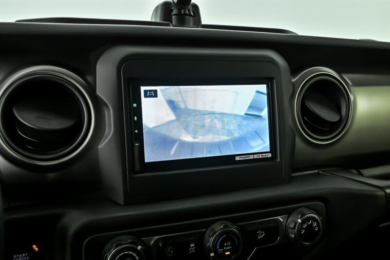 Used 2018 Jeep Wrangler Unlimited Sport AWD/4WD image 22