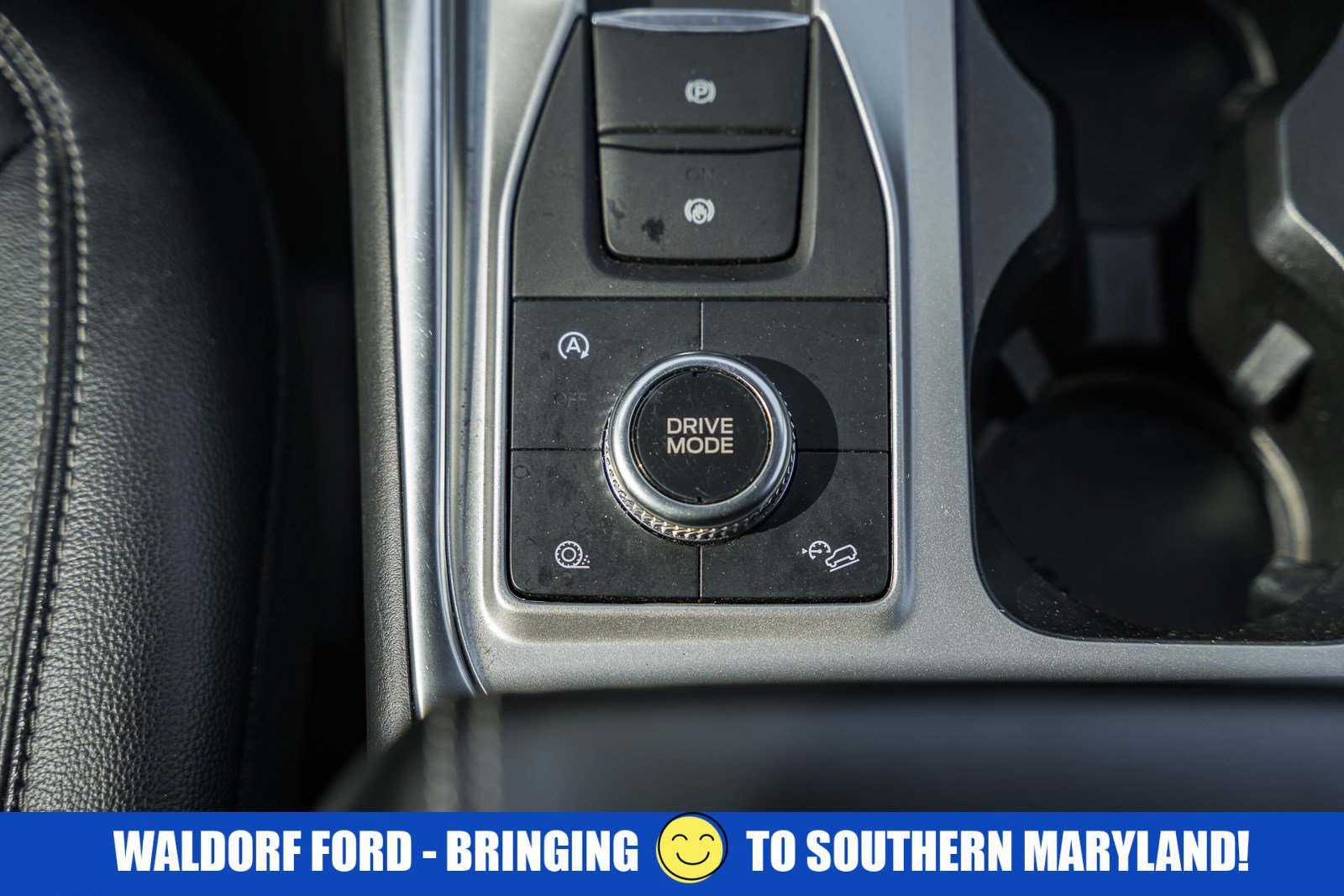 Used 2020 Ford Explorer Limited AWD/4WD image 30