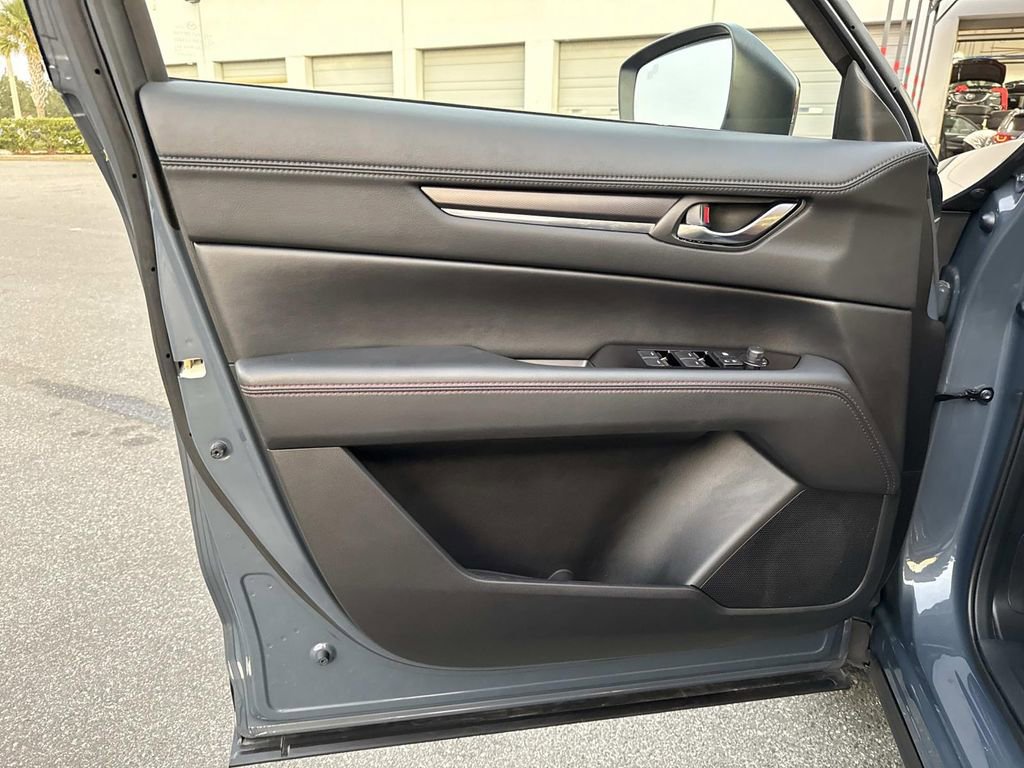 Certified 2023 MAZDA CX-5 Carbon Edition image 24