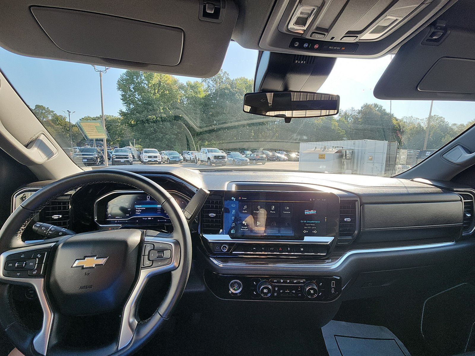 Used 2024 Chevrolet Silverado 1500 LT AWD/4WD image 20