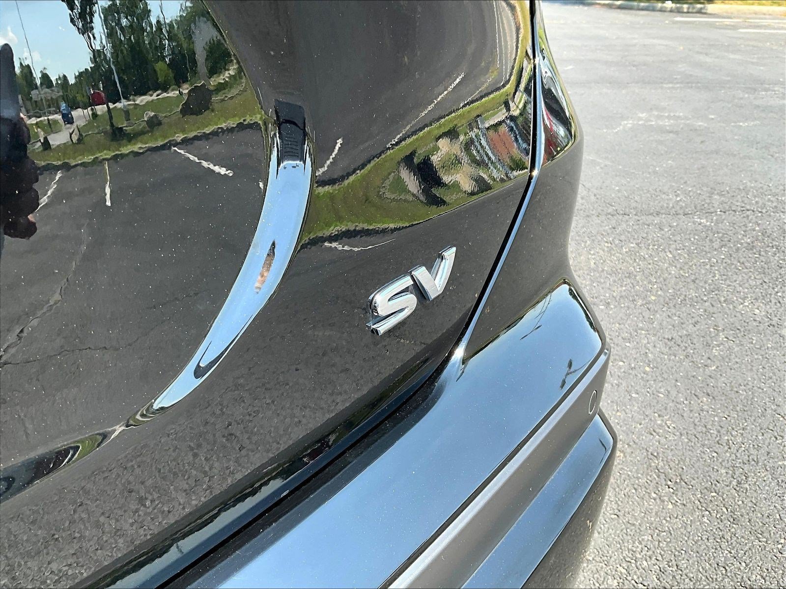 Used 2024 Nissan Kicks SV w/ Interior Electronics Package FWD image 24