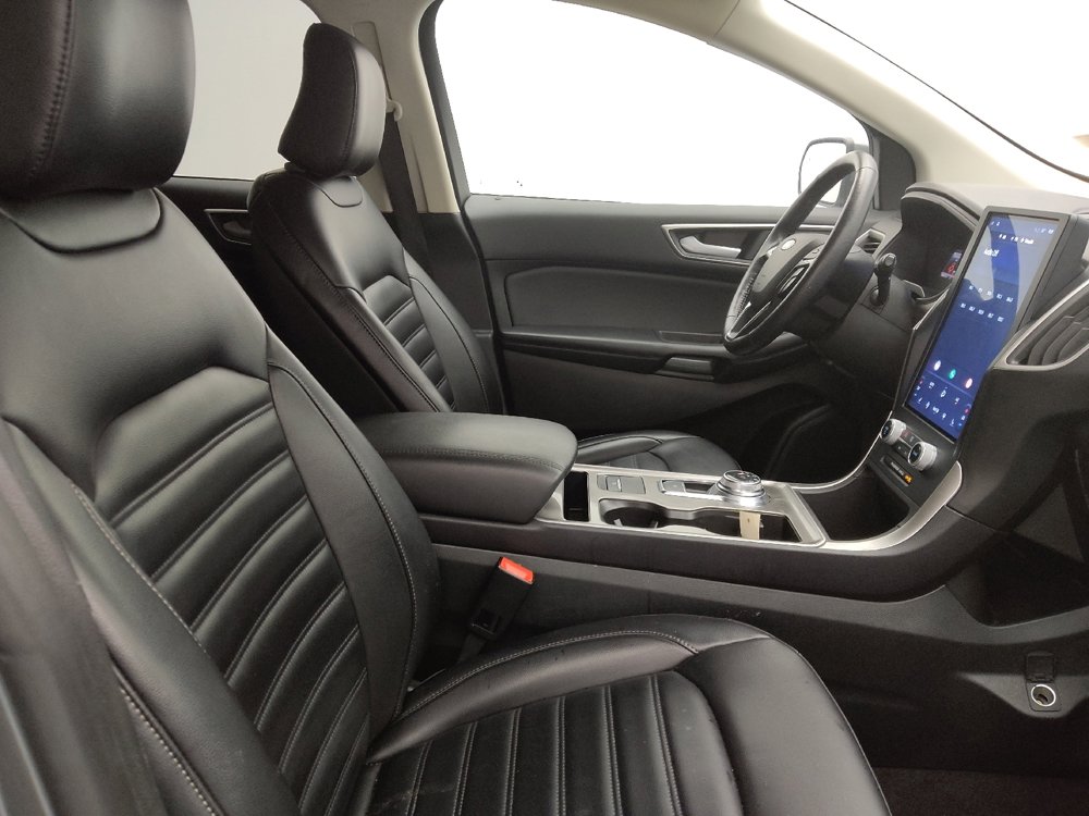 Used 2023 Ford Edge SEL image 21