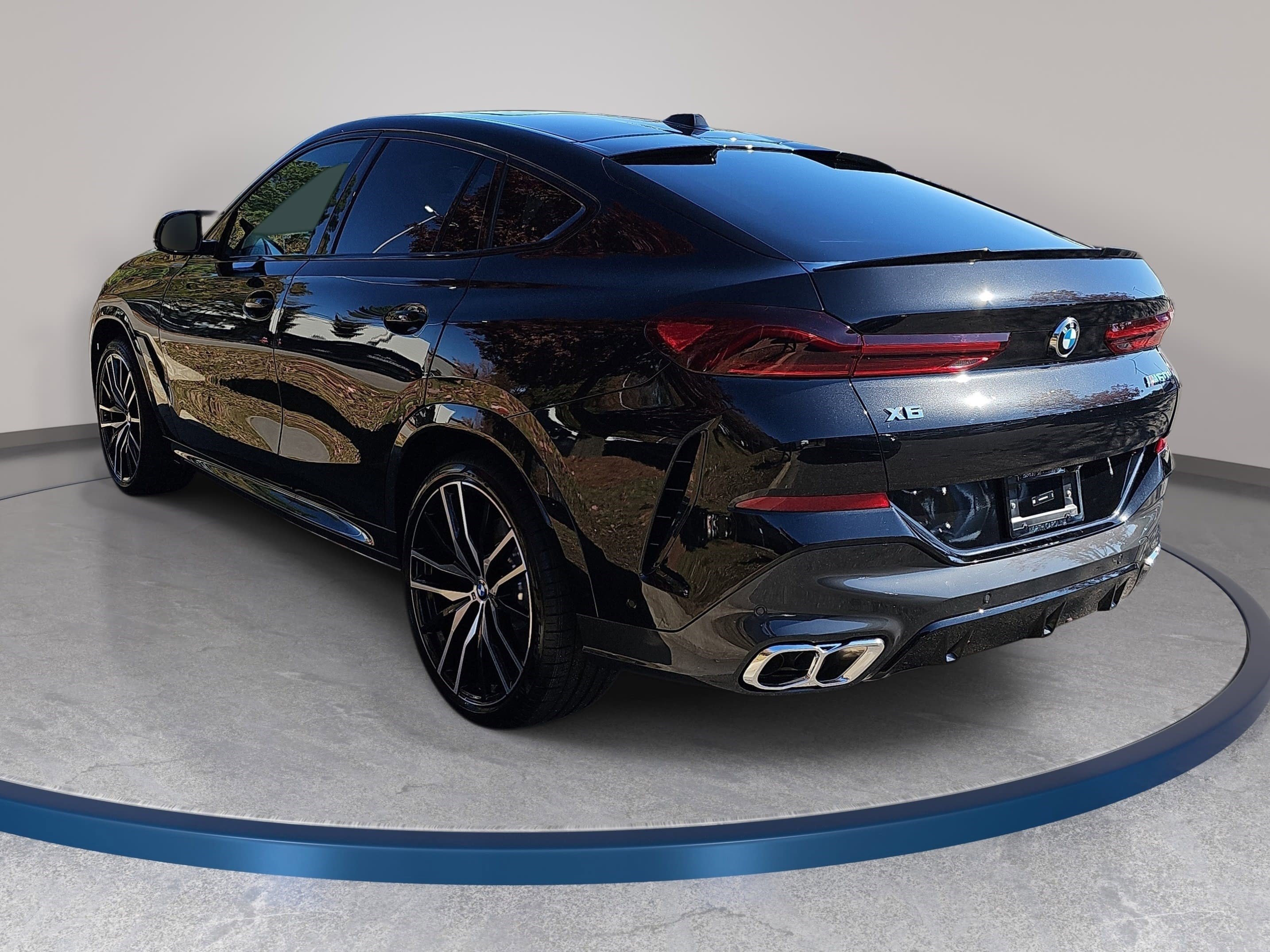 New 2026 BMW X6 M60i image 7