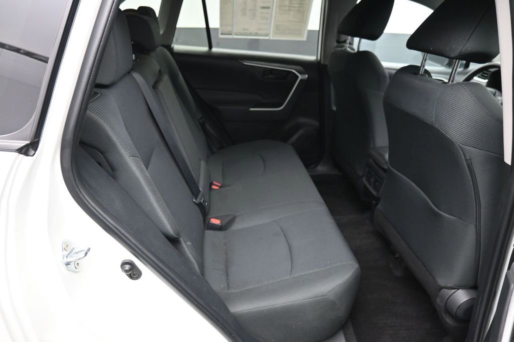 Certified 2024 Toyota RAV4 LE AWD/4WD image 23
