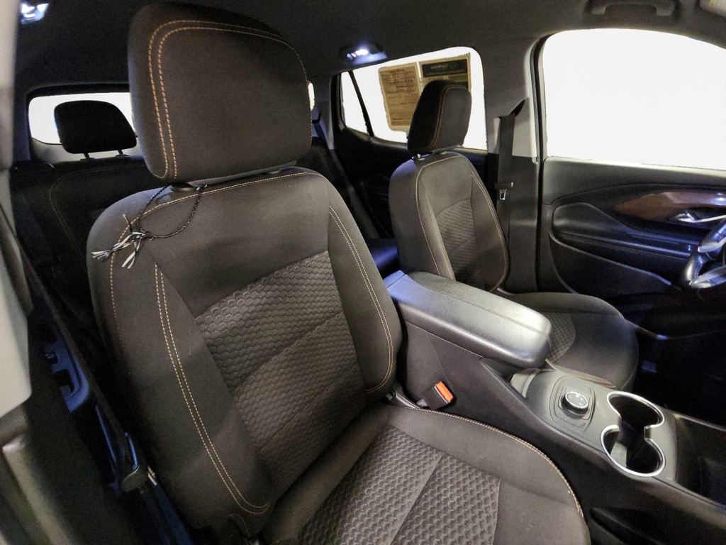 Used 2020 GMC Terrain SLE w/ LPO, Floor Liner Package AWD/4WD image 26