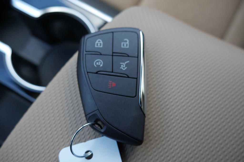 New 2026 Chevrolet Equinox ACTIV w/ Convenience Package III image 20