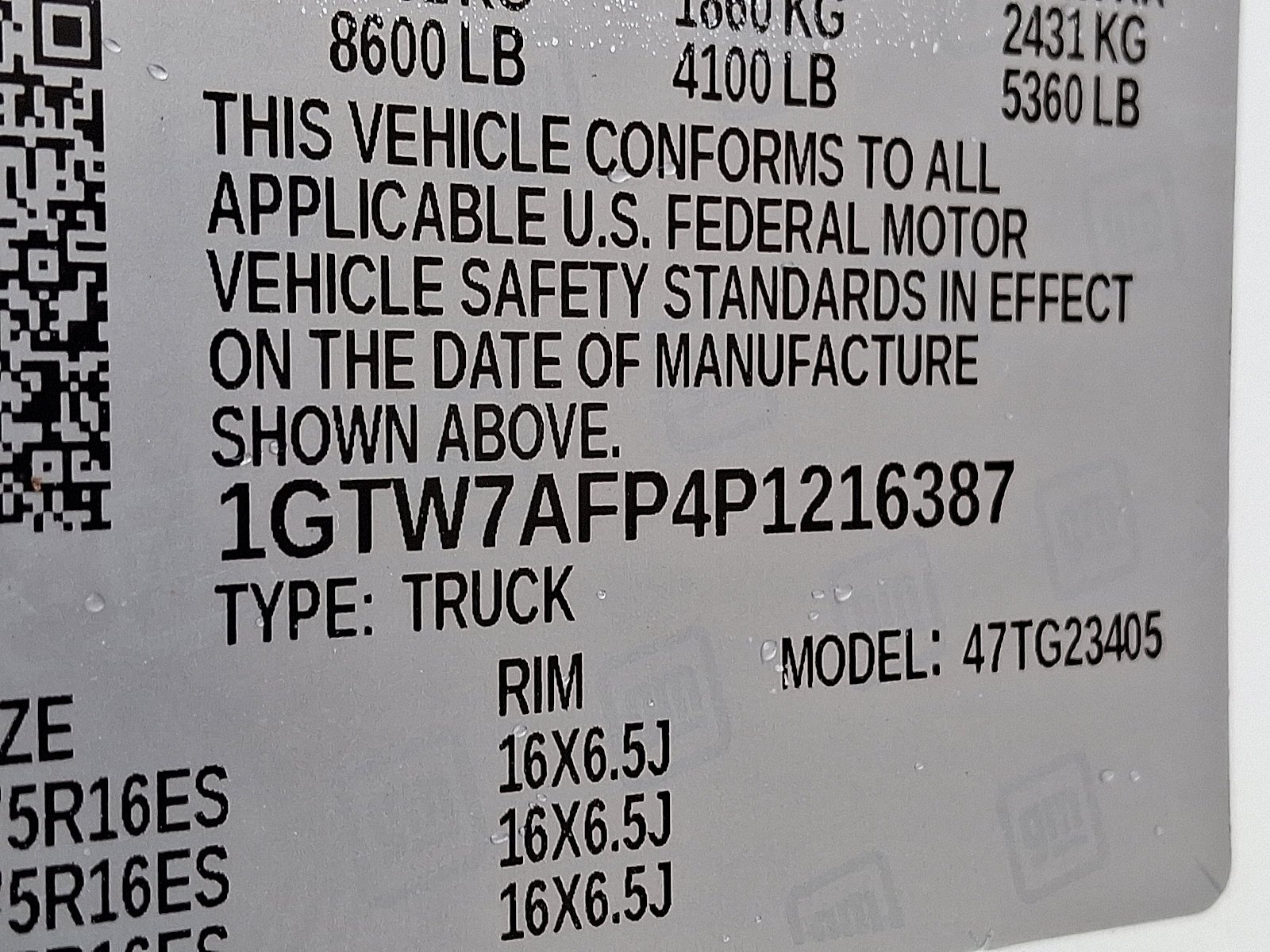 Used 2023 GMC Savana 2500 w/ Driver Convenience Package image 26