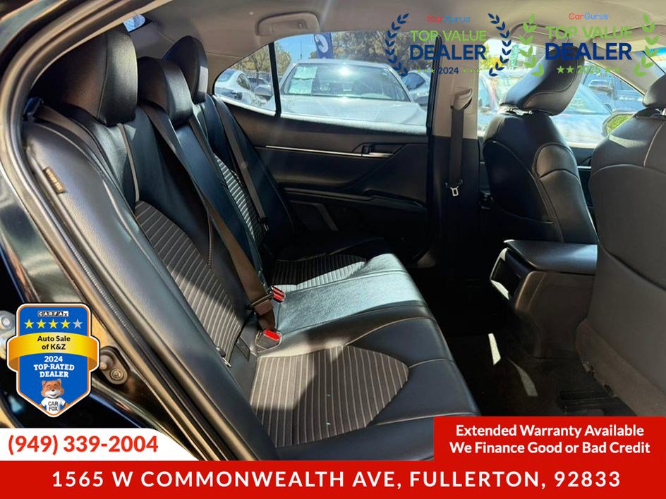 Used 2019 Toyota Camry SE FWD image 21