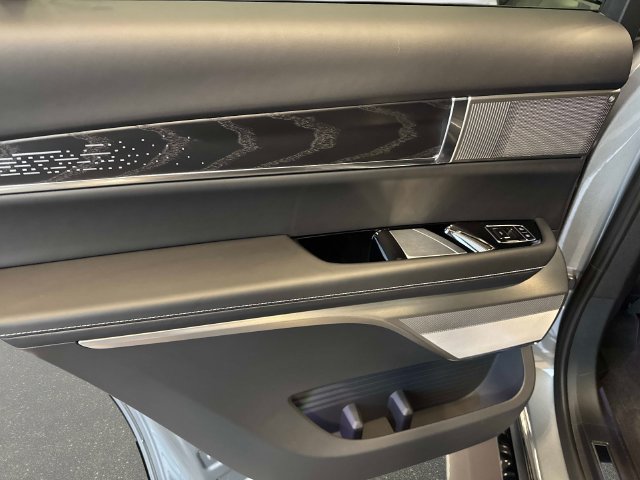 Certified 2026 Cadillac Vistiq Sport w/ LPO, Floor Liner Package AWD/4WD image 11