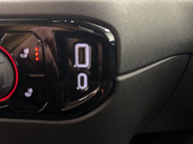 Used 2025 Chevrolet Silverado 1500 LT image 22