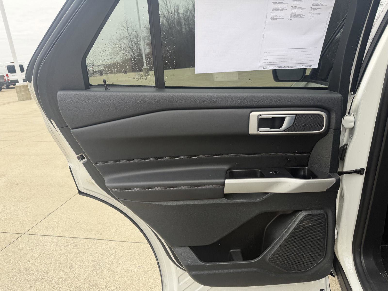 Used 2024 Ford Explorer XLT w/ Equipment Group 202A image 19