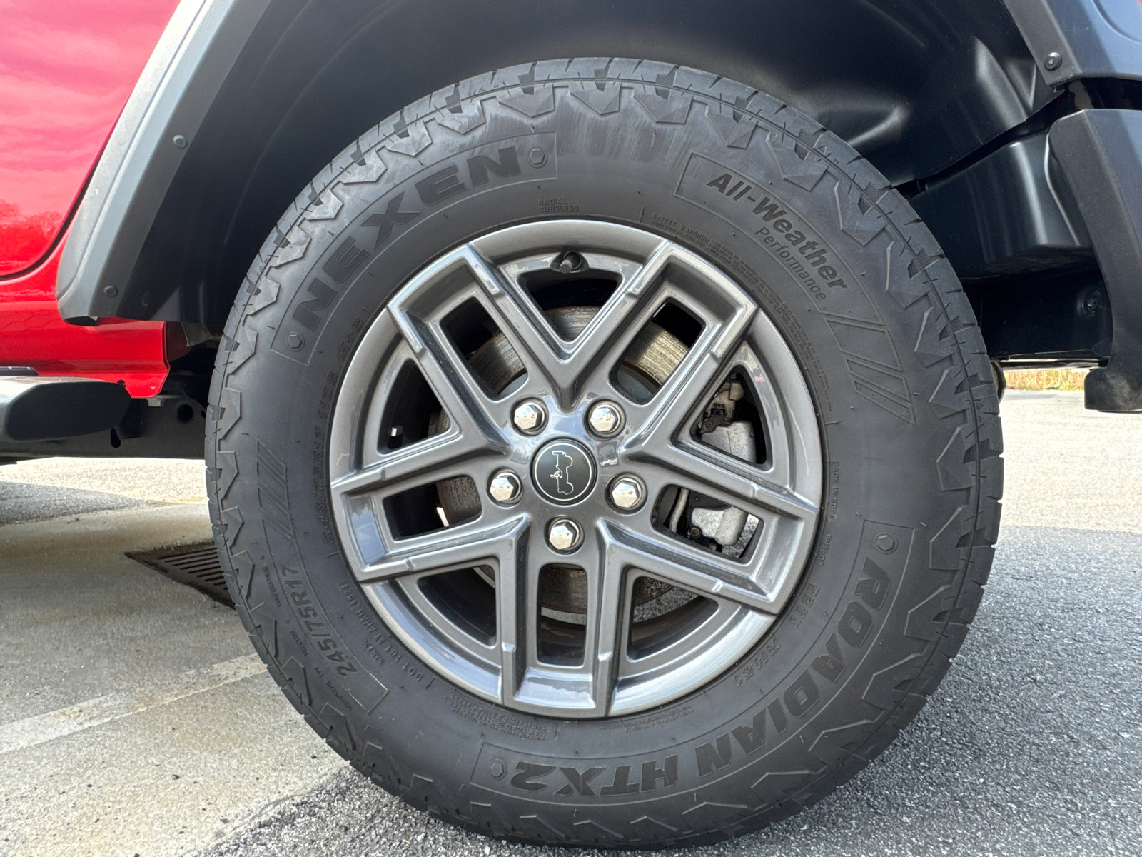 Used 2025 Jeep Wrangler Sport S image 20