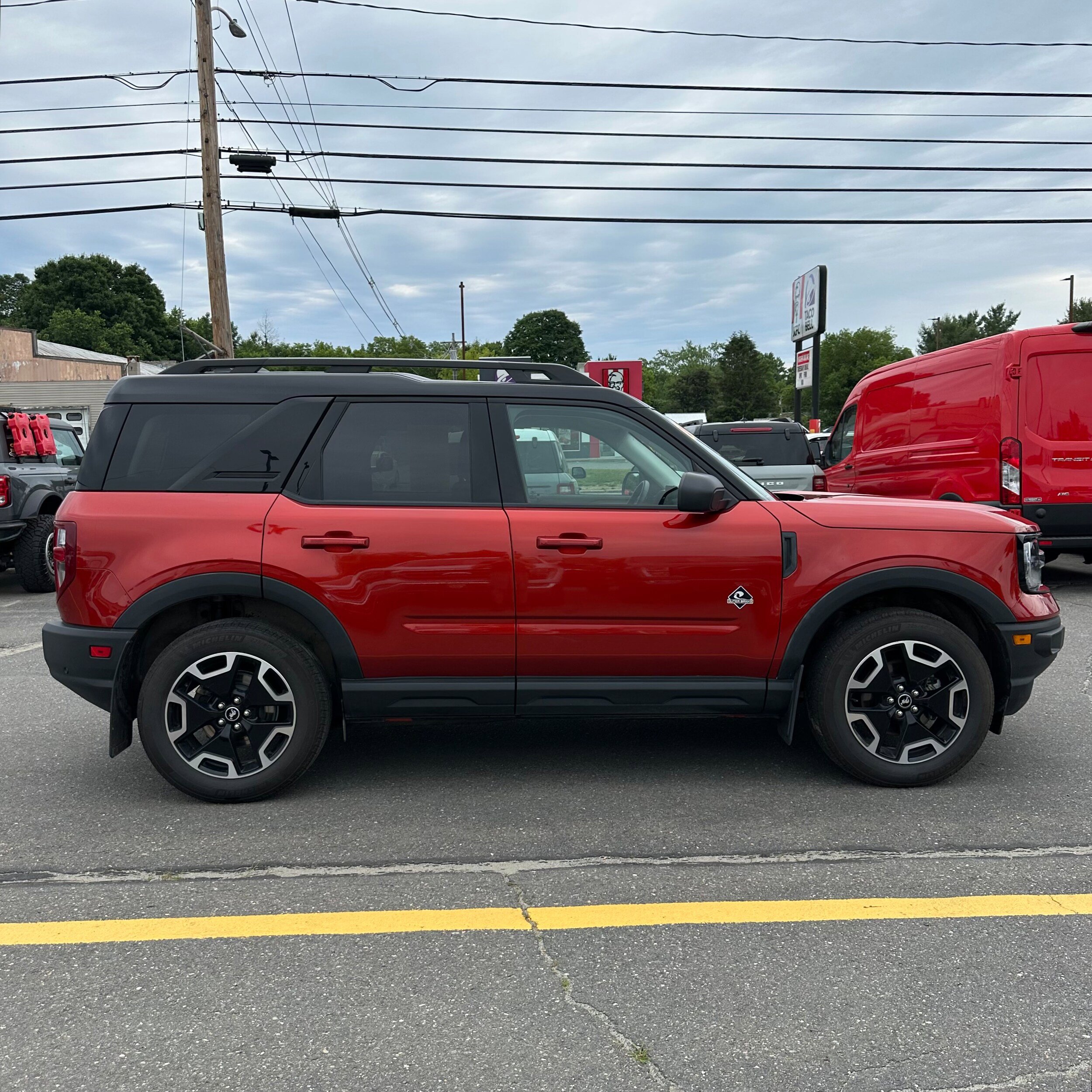 Used 2024 Ford Bronco Sport Outer Banks AWD/4WD image 2
