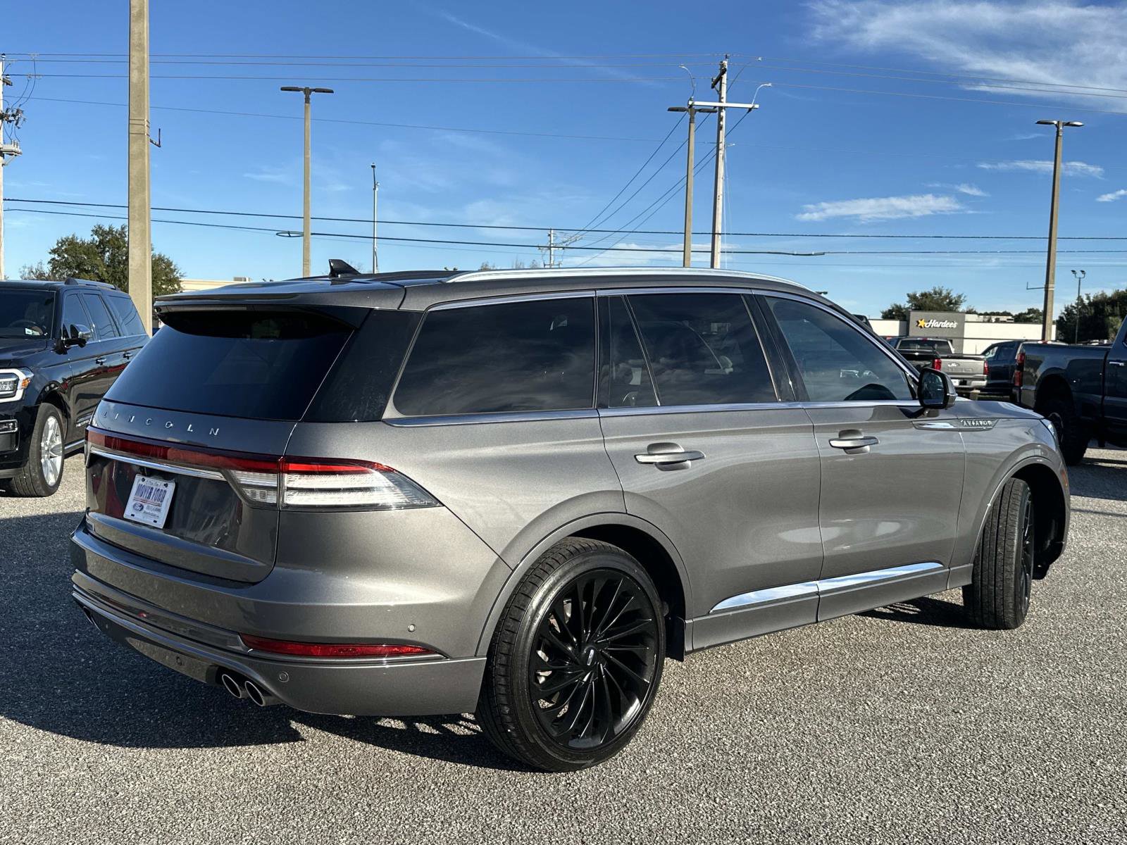 Used 2022 Lincoln Aviator Reserve w/ Equipment Group 201A image 5