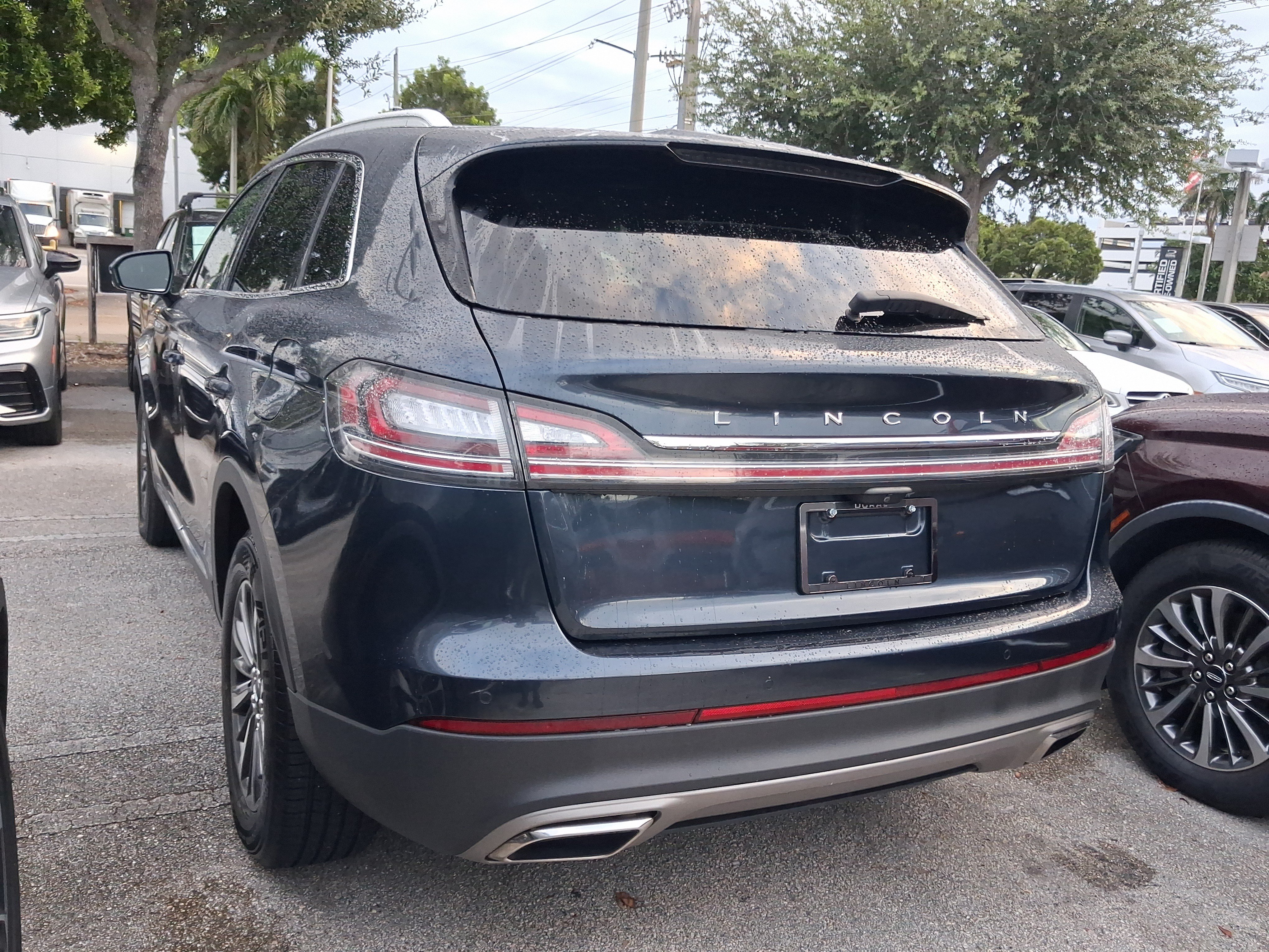 Certified 2023 Lincoln Nautilus AWD image 3
