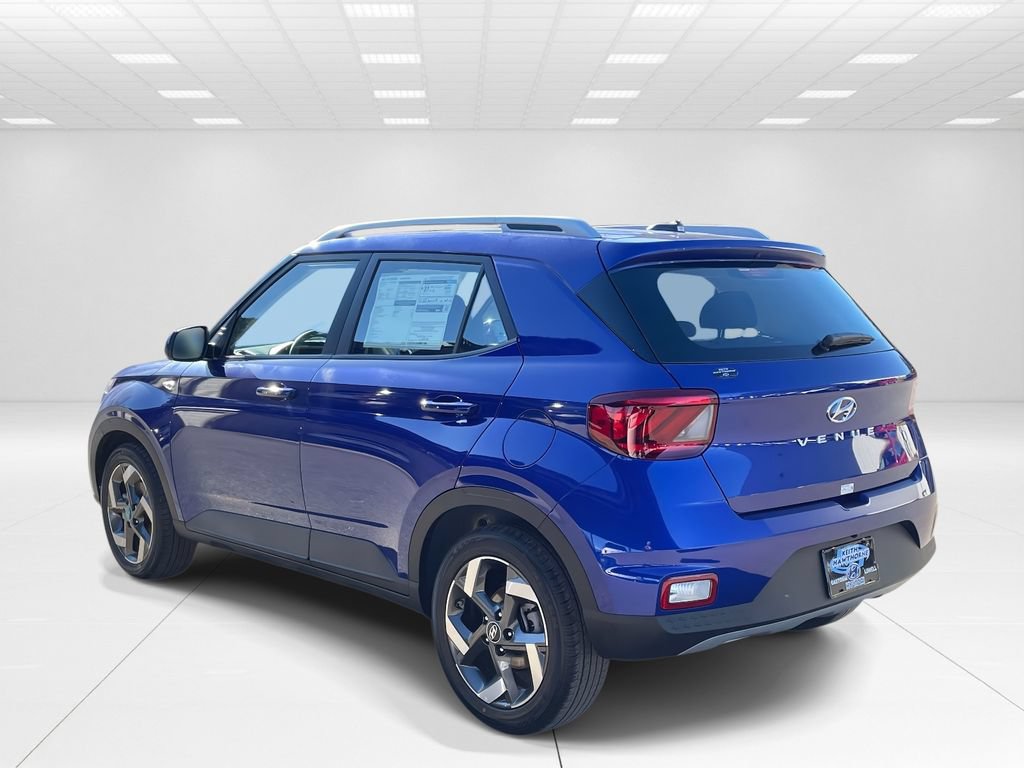 New 2026 Hyundai Venue SEL FWD image 4