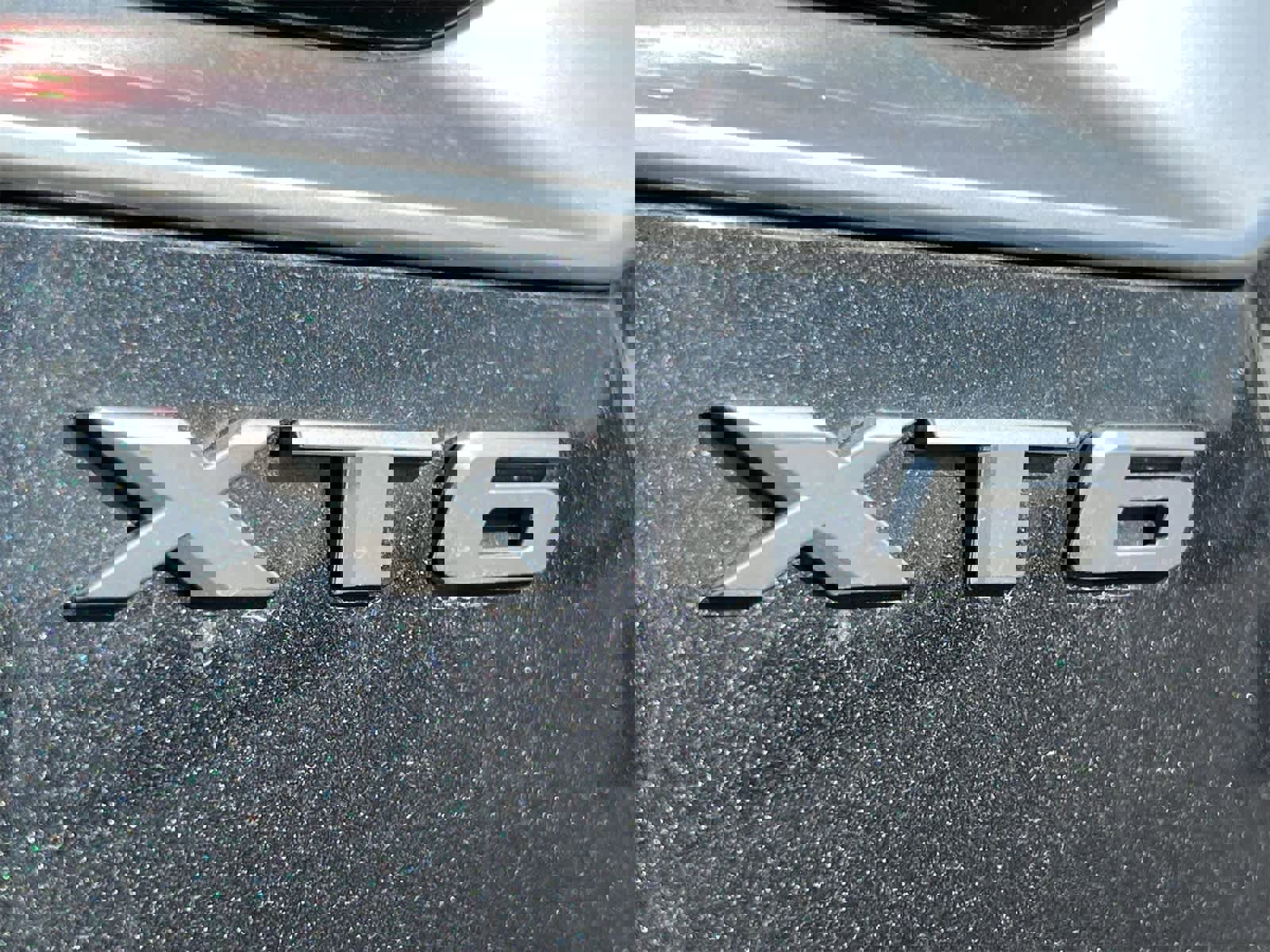 Used 2022 Cadillac XT6 Premium Luxury image 13