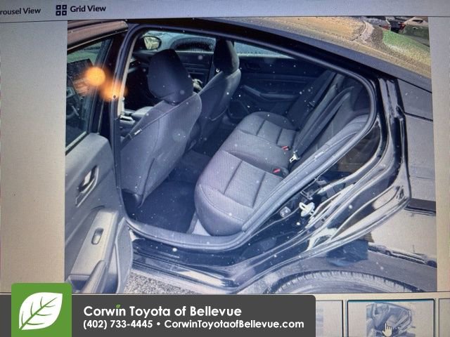 Used 2025 Nissan Altima 2.5 SV image 14