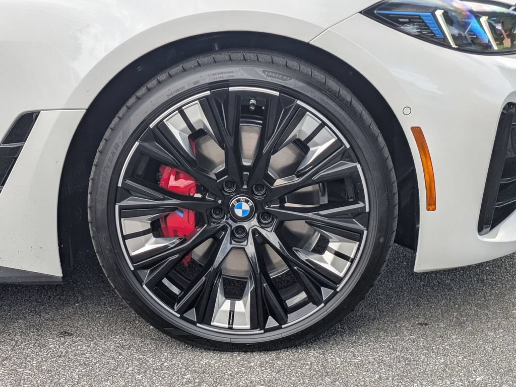 New 2026 BMW 440i xDrive w/ Premium Package AWD/4WD image 9