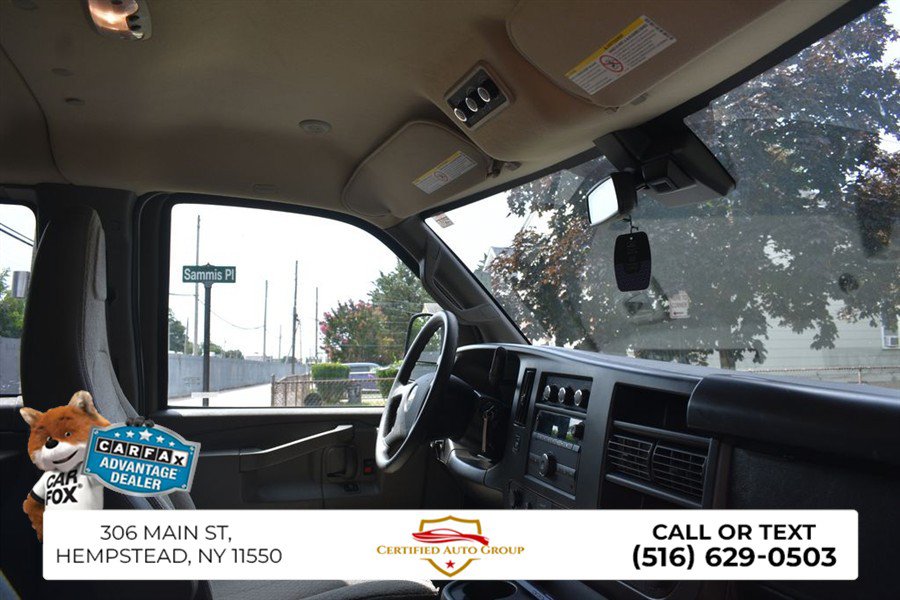 Used 2023 Chevrolet Express 3500 LT RWD image 17