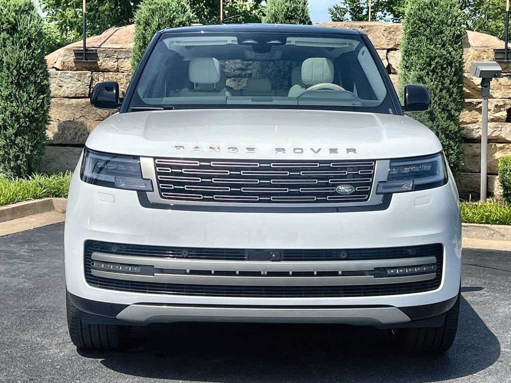 New 2026 Land Rover Range Rover Long Wheelbase SE AWD/4WD image 8
