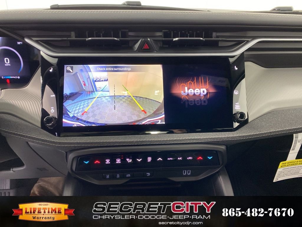 New 2026 Jeep Cherokee Laredo image 22