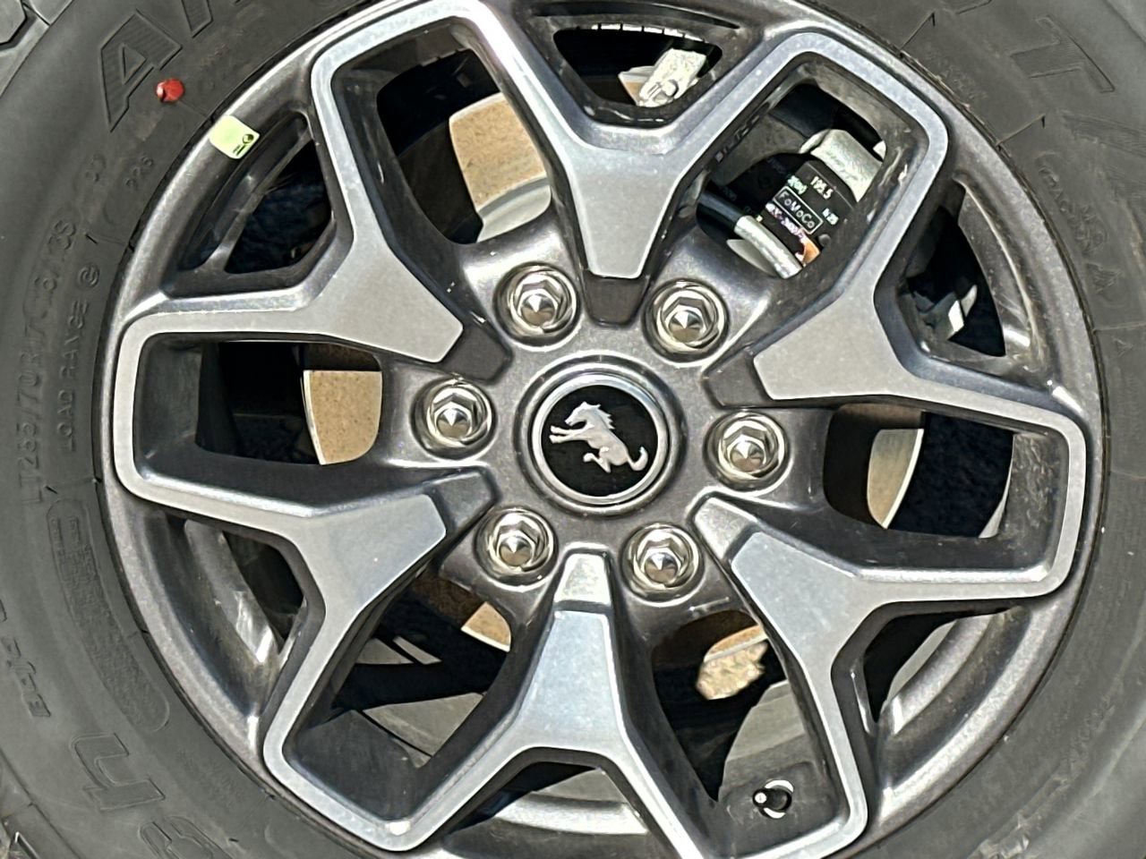 New 2025 Ford Bronco Badlands image 5