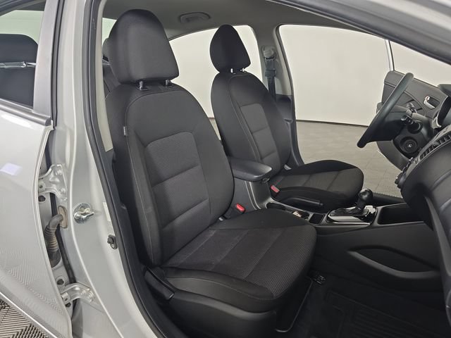 Used 2017 Kia Forte LX FWD image 25