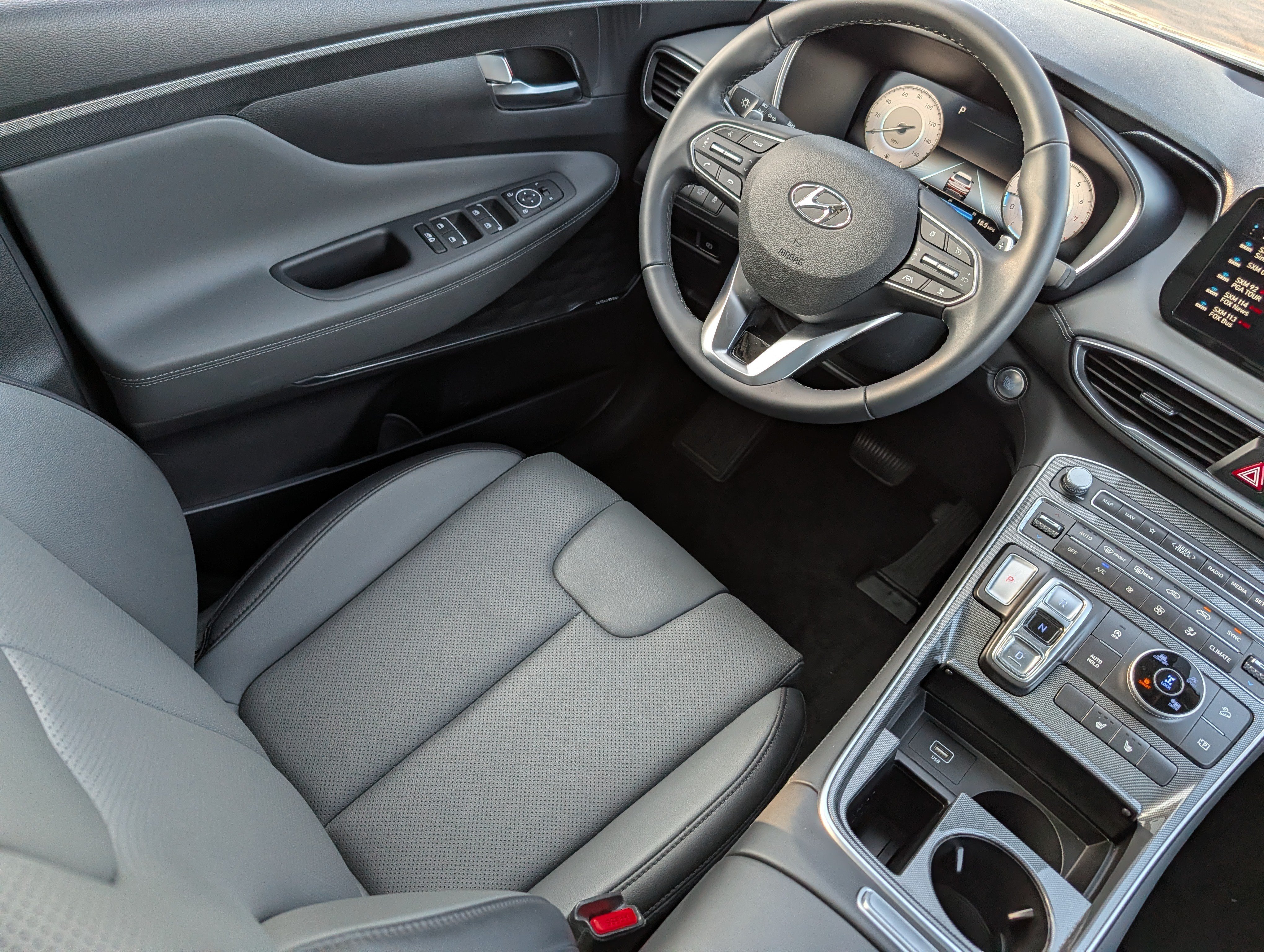 Certified 2023 Hyundai Santa Fe SEL w/ Premium Package AWD/4WD image 9