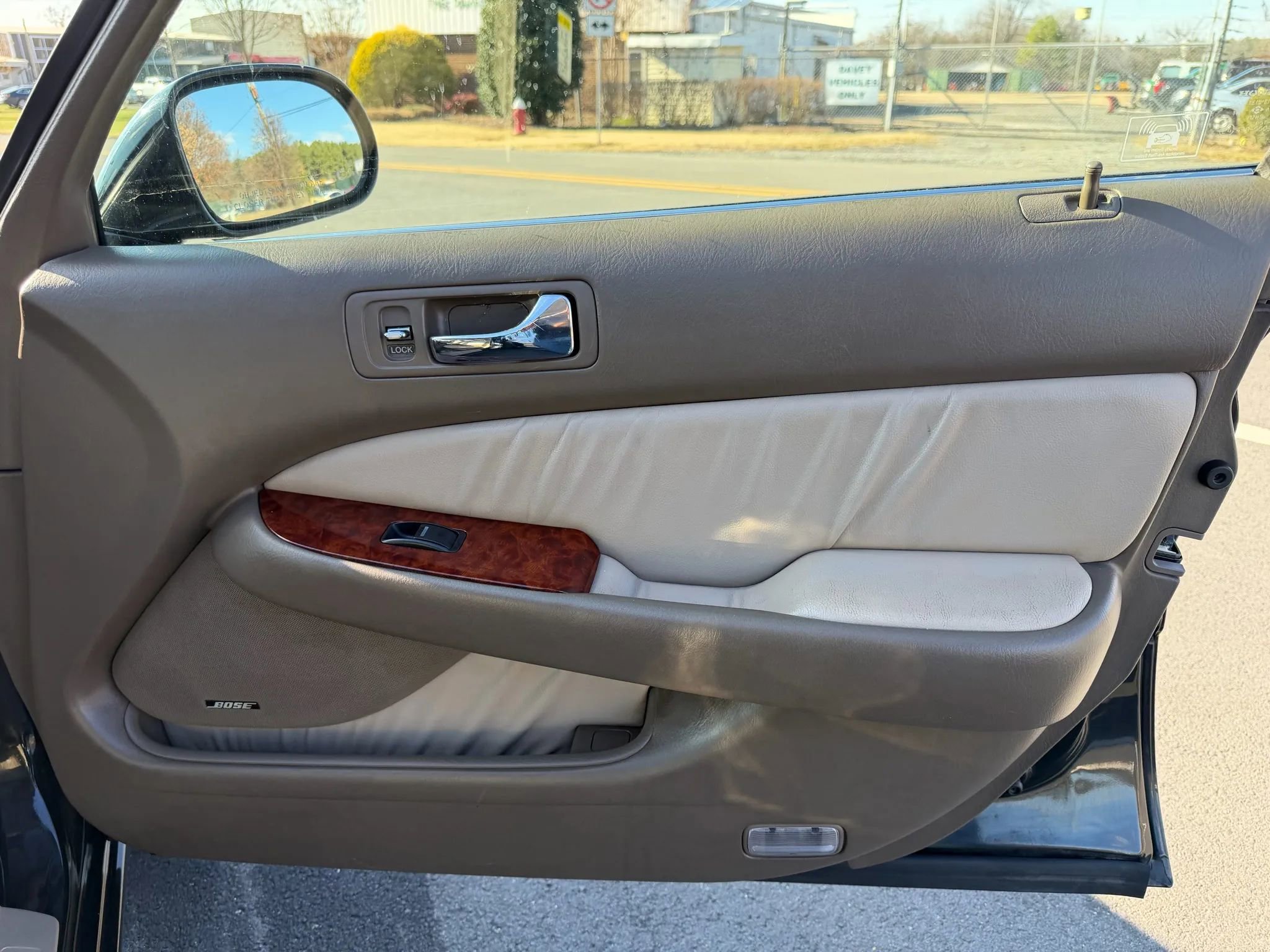 Used 2002 Acura RL image 25