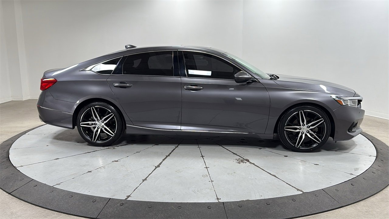 Used 2021 Honda Accord Touring image 6
