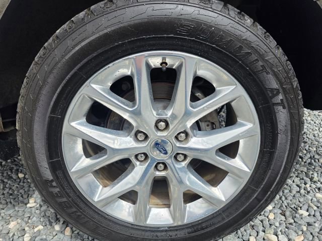 Used 2016 Ford Expedition Limited AWD/4WD image 10