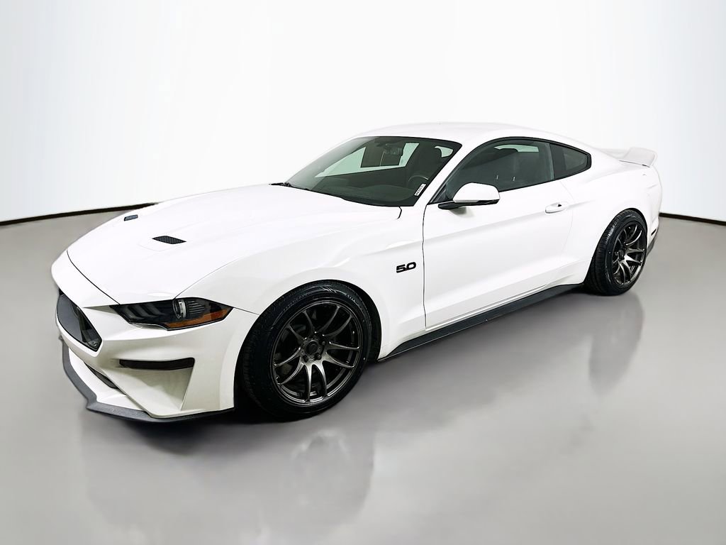 Used 2018 Ford Mustang GT Premium w/ GT Performance Package image 3
