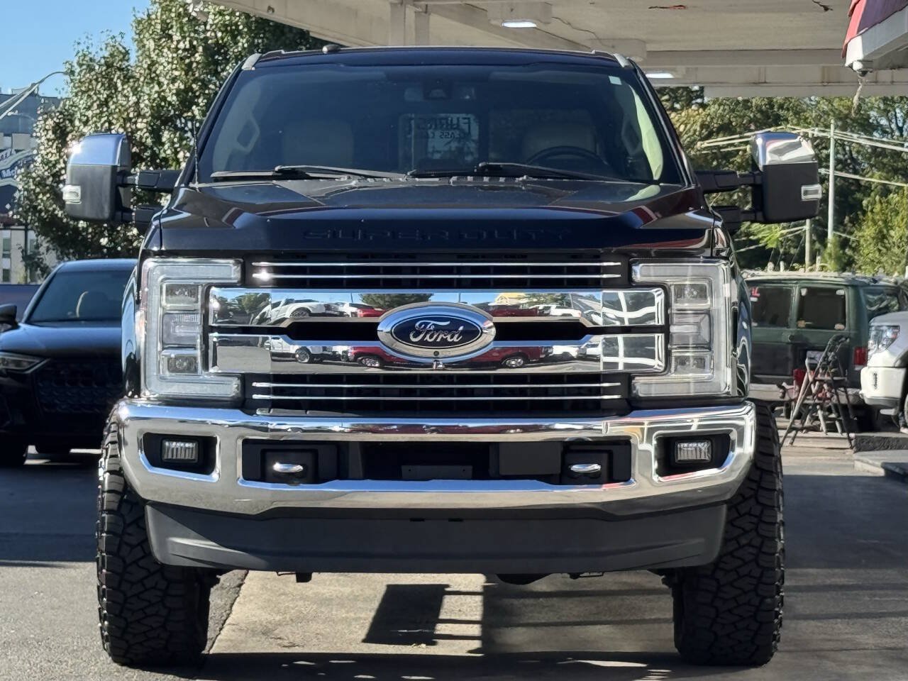 Used 2017 Ford F350 Lariat w/ Lariat Ultimate Package AWD/4WD image 7