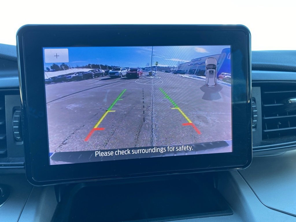 Used 2021 Ford Explorer XLT image 39