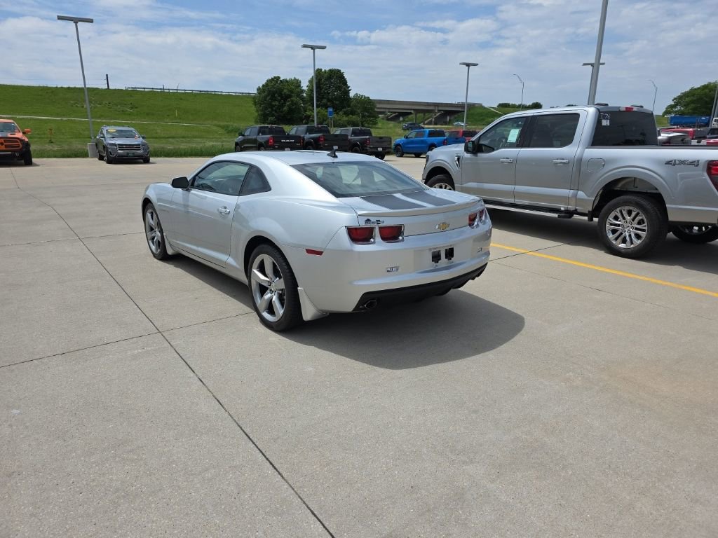 Used 2010 Chevrolet Camaro LT w/ RS Package RWD image 7