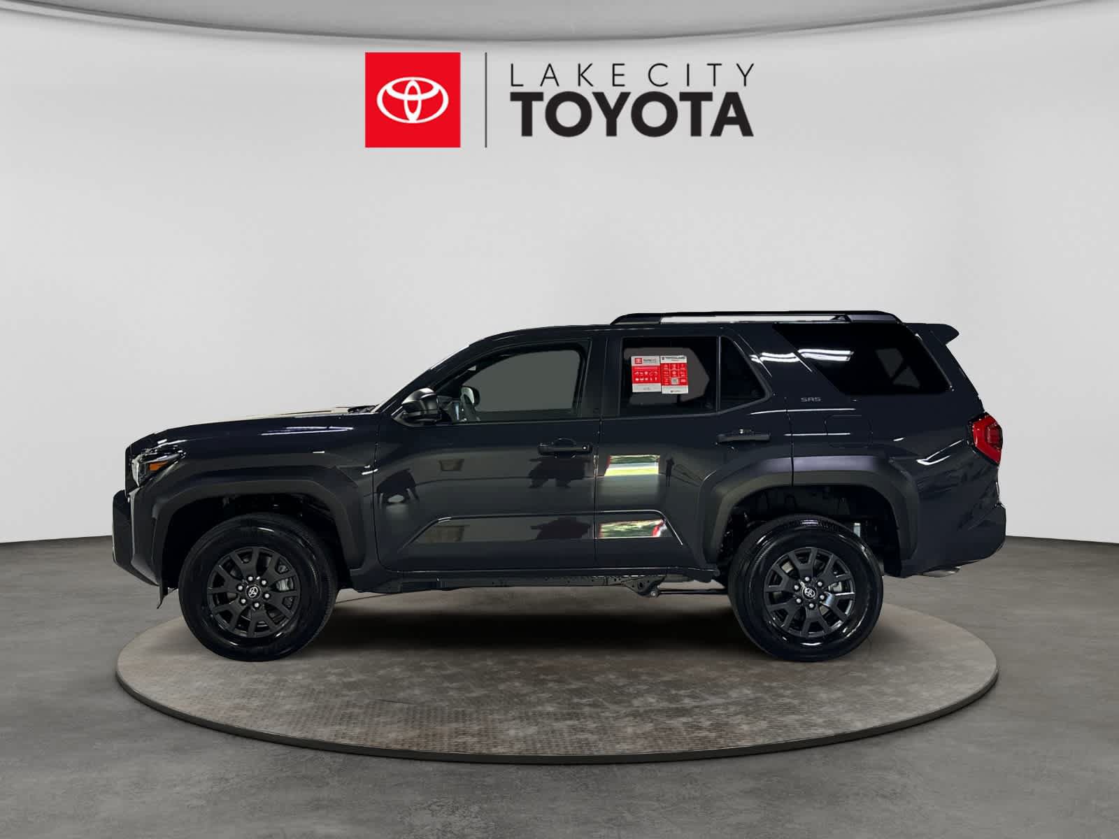 New 2026 Toyota 4Runner SR5 AWD/4WD image 3