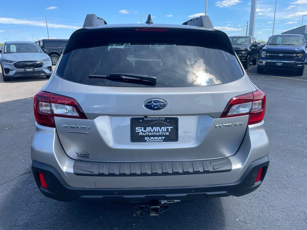 Used 2018 Subaru Outback 2.5i Limited AWD/4WD image 31