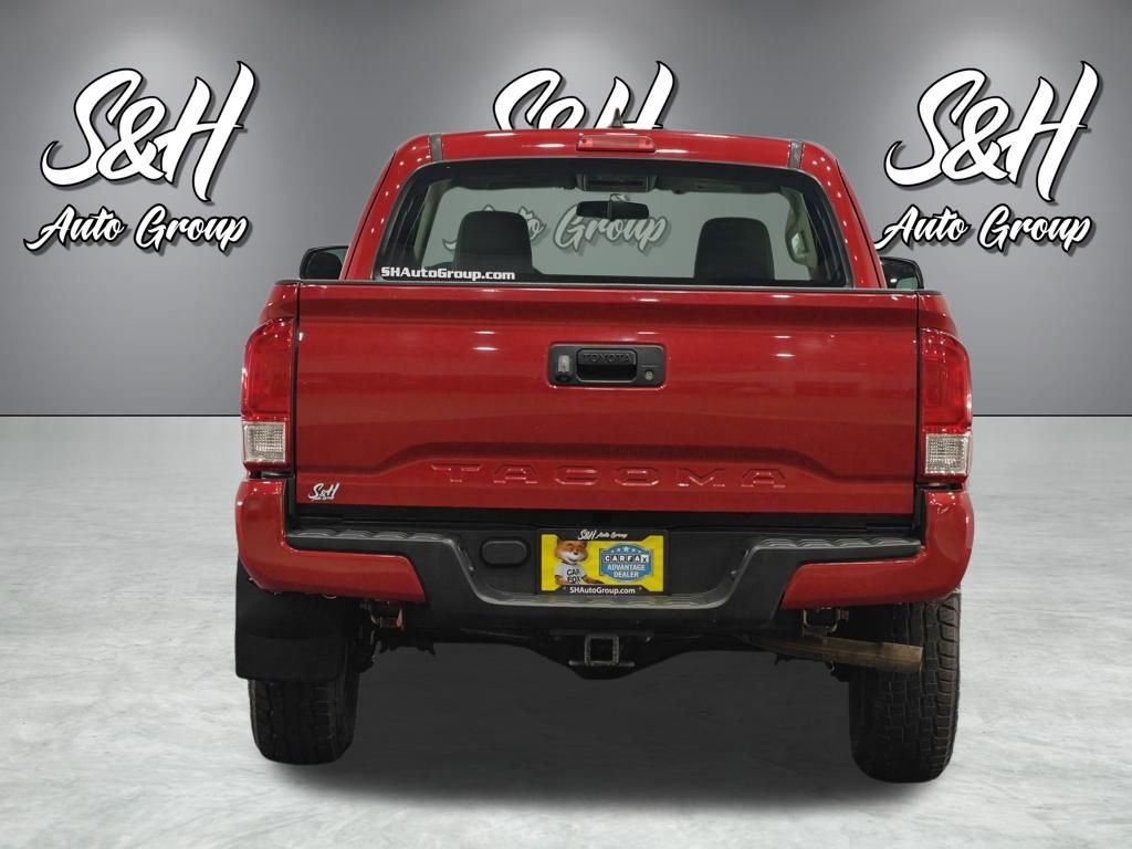Used 2016 Toyota Tacoma SR image 14