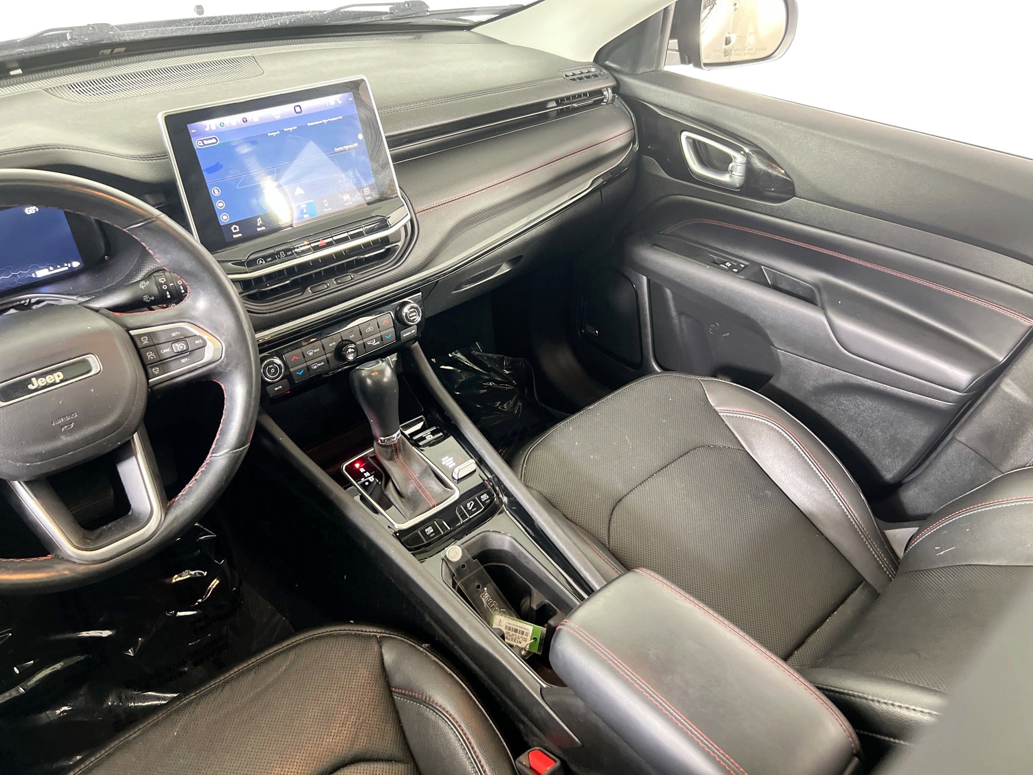 Used 2022 Jeep Compass Trailhawk w/ Trailhawk Elite Group image 23