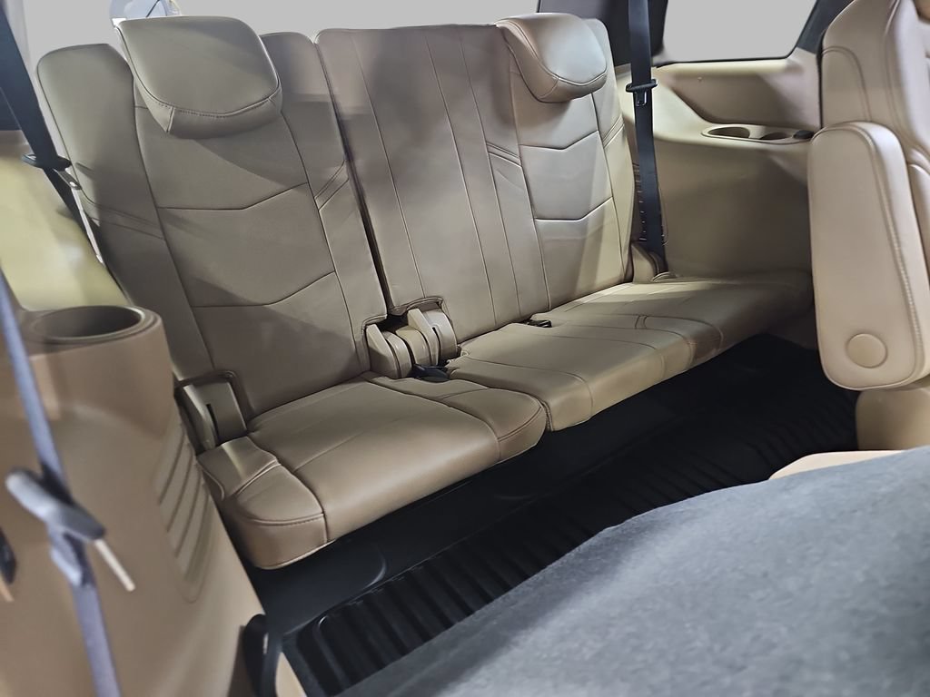 Used 2019 Cadillac Escalade Platinum AWD/4WD image 15