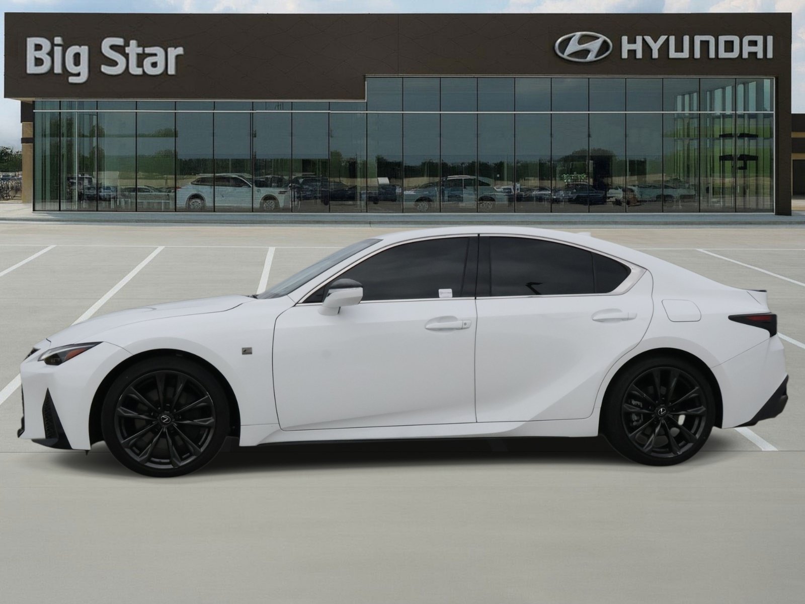 Used 2025 Lexus IS 350 F Sport RWD image 2