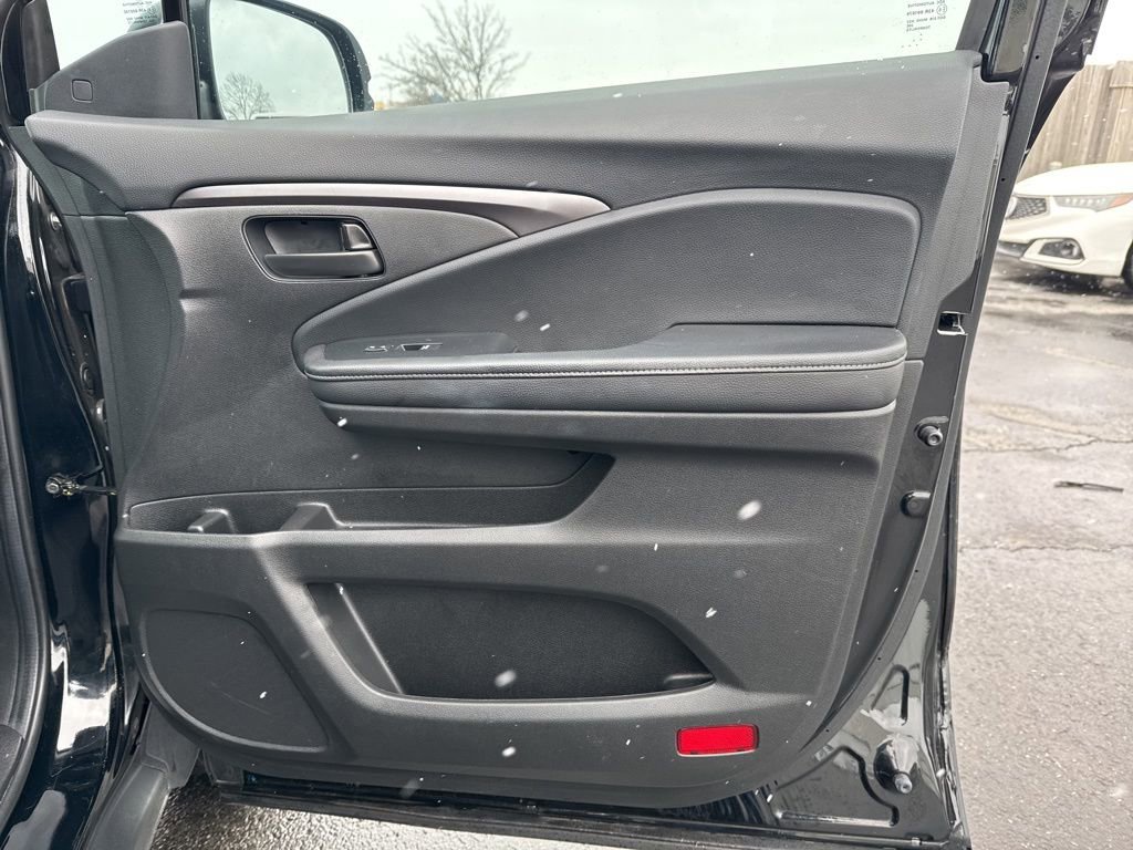 Certified 2022 Honda Passport EX-L image 40